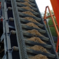 650-1200mm bergelombang sabuk karet conveyor untuk pabrik batching beton