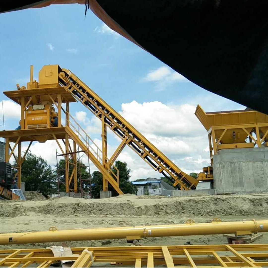 60m3 batching plant unloading di lokasi kerja 1